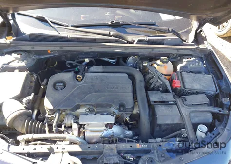 2018 Chevrolet Malibu Lt z USA, uszkodzony, nr VIN 1G1ZD5ST3JF215248